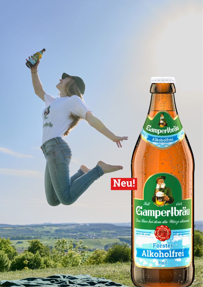 Gampertbräu Förster Alkoholfrei Hell Plakat Frau springt in die Luft vor Freude und hält ein Förster Alkoholfrei Hell in der Hand